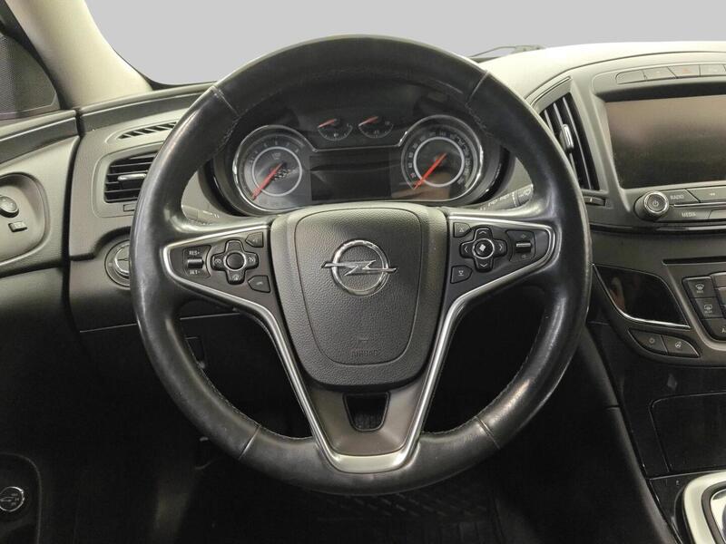 Opel Insignia vaihtoauto
