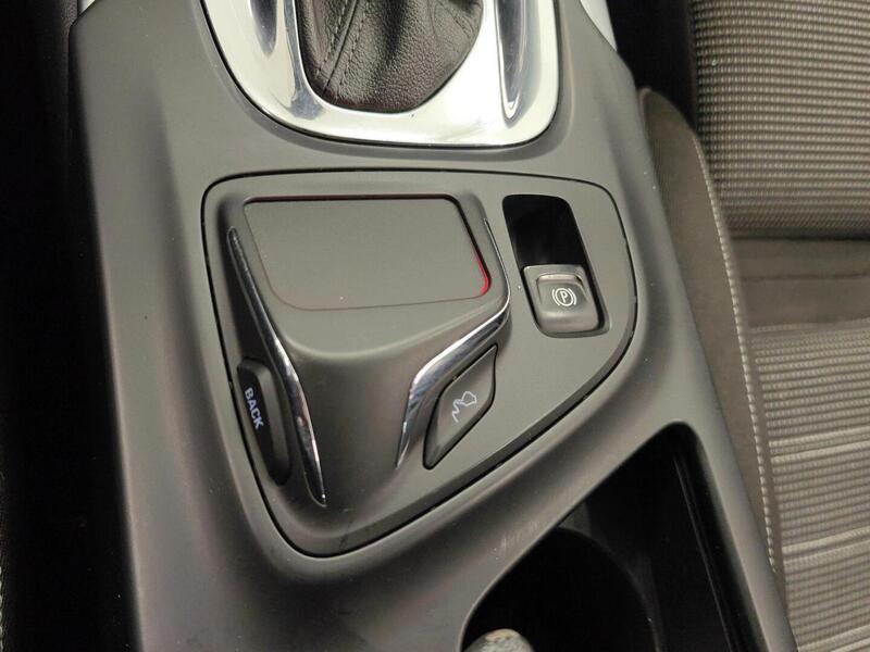 Opel Insignia vaihtoauto