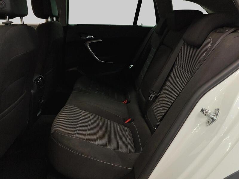 Opel Insignia vaihtoauto