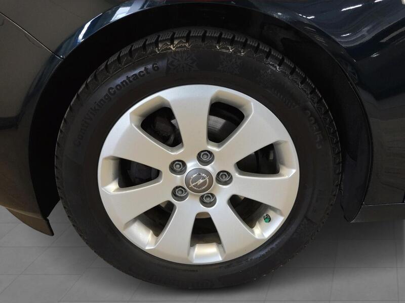 Opel Insignia vaihtoauto