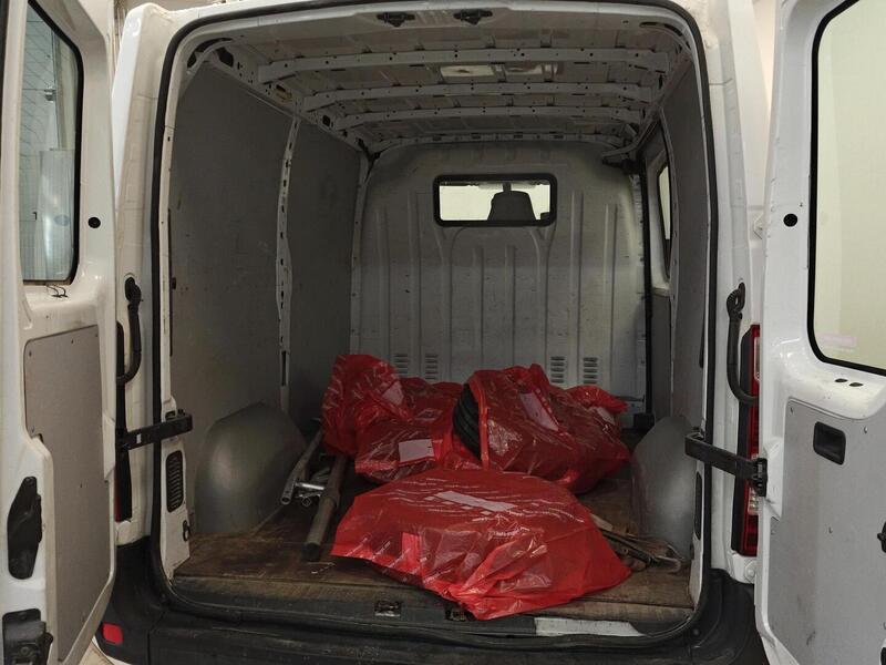 Nissan NV400 vaihtoauto