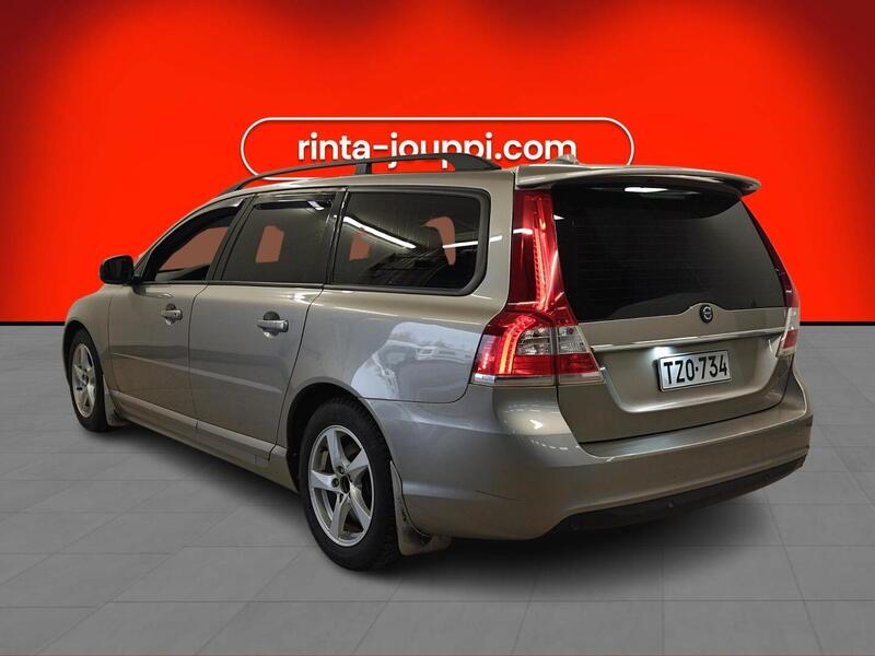 Volvo V70 vaihtoauto