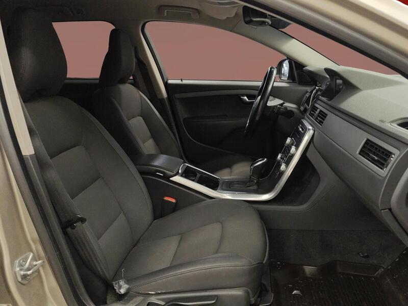 Volvo V70 vaihtoauto