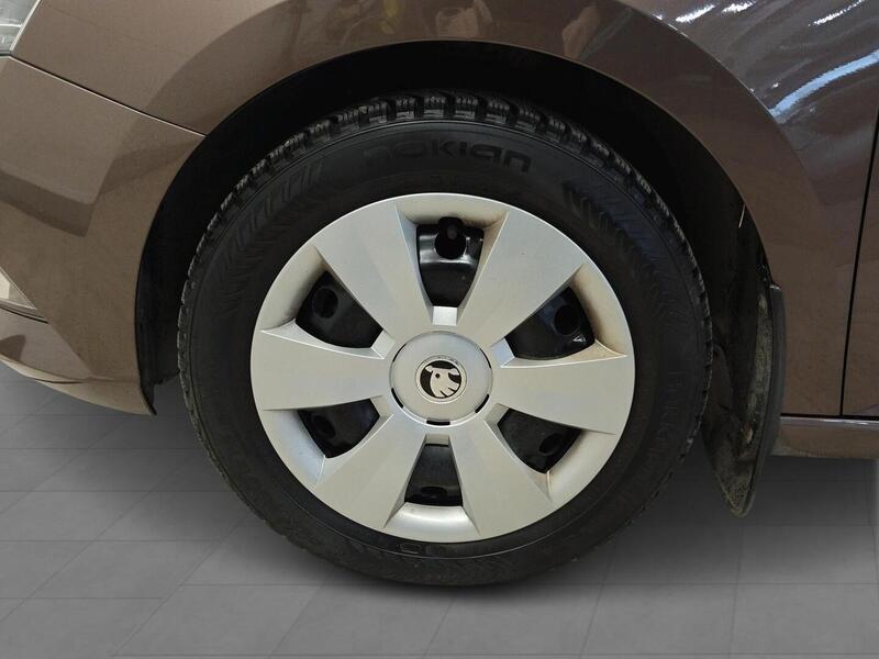 Skoda Fabia vaihtoauto