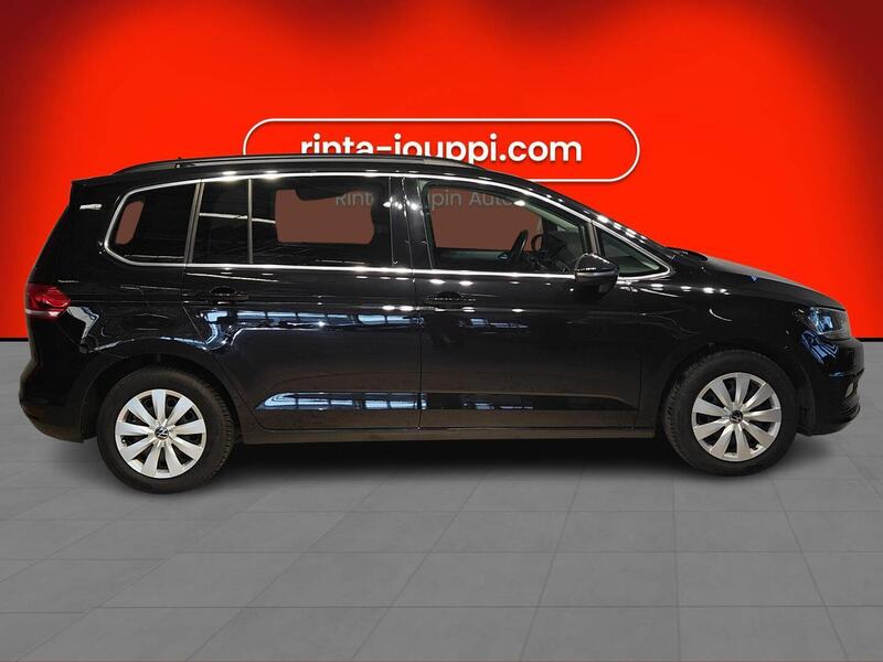 Volkswagen Touran vaihtoauto