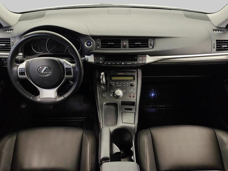 Lexus CT vaihtoauto
