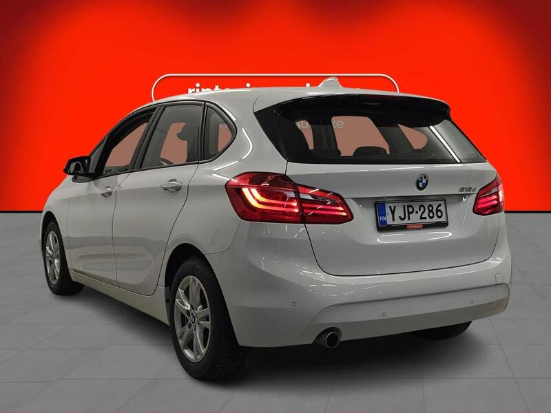BMW 216 vaihtoauto