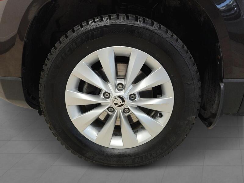 Skoda Karoq vaihtoauto