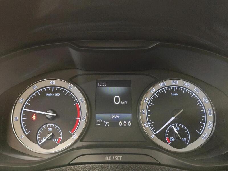 Skoda Karoq vaihtoauto