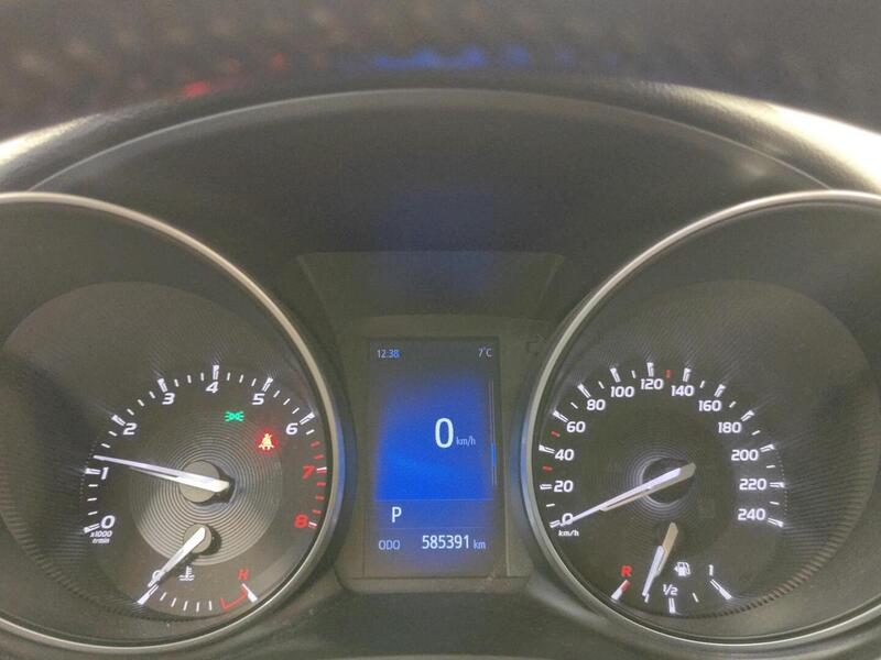 Toyota Avensis vaihtoauto