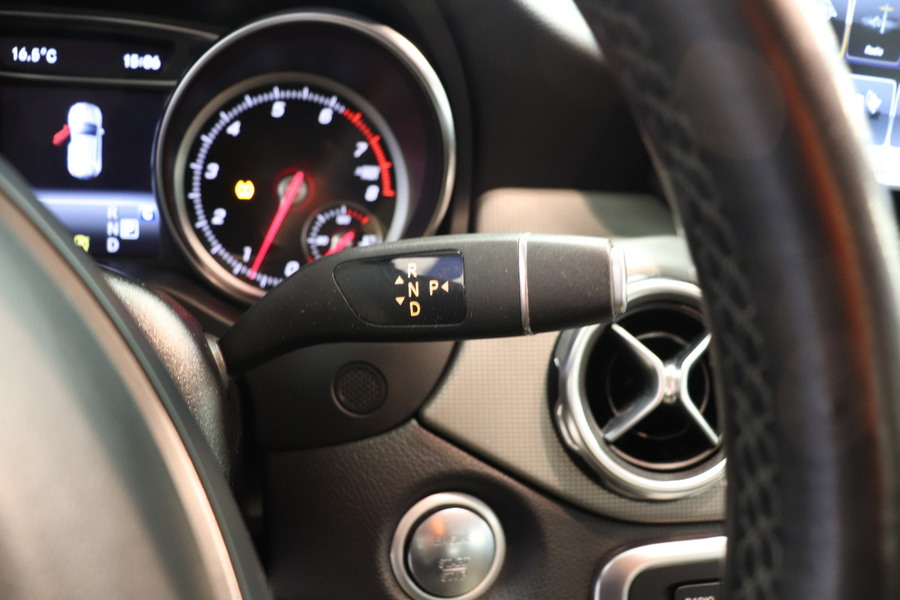 Mercedes-Benz GLA vaihtoauto