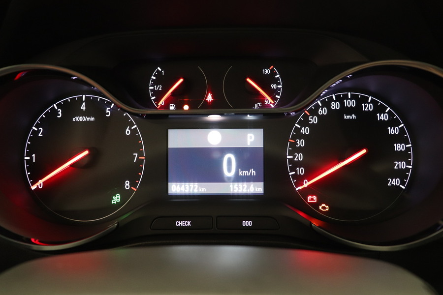 Opel Crossland X vaihtoauto