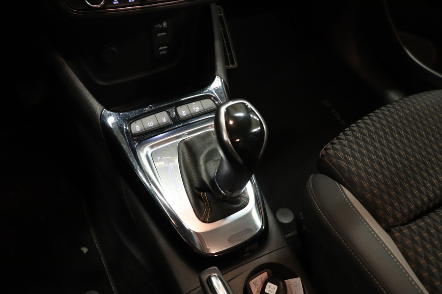 Opel Crossland X vaihtoauto