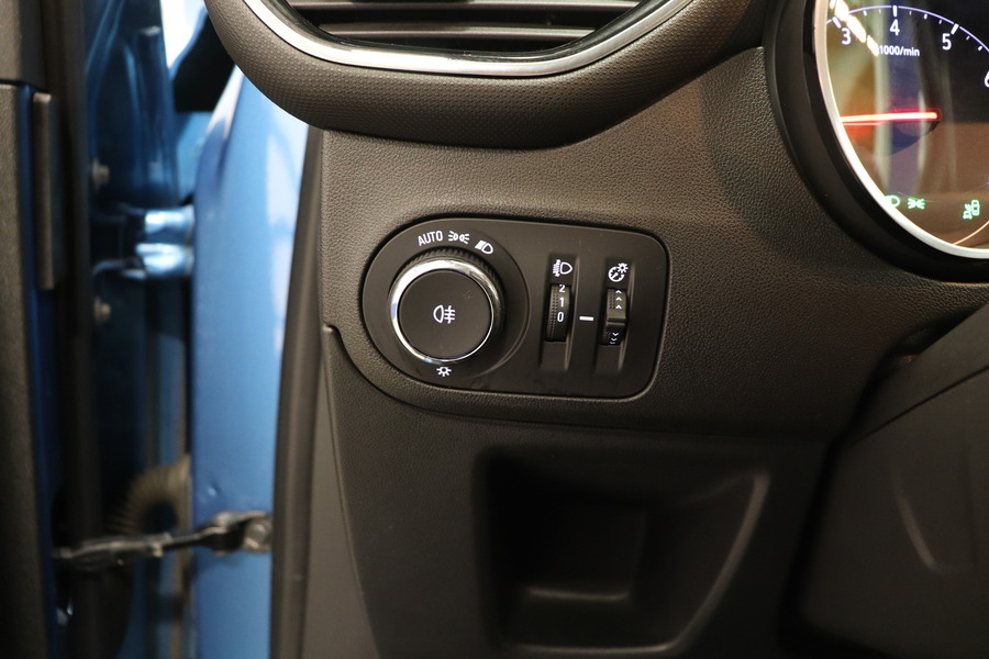 Opel Crossland X vaihtoauto