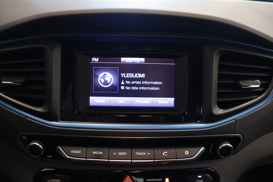 Hyundai IONIQ hybrid vaihtoauto