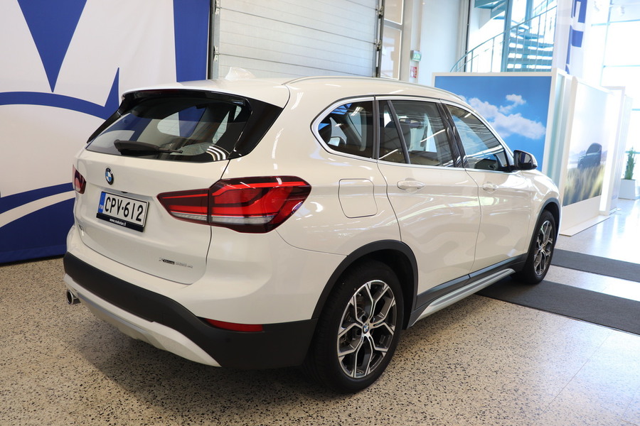 BMW X1 vaihtoauto