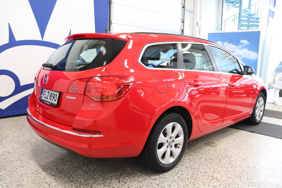 Opel Astra vaihtoauto