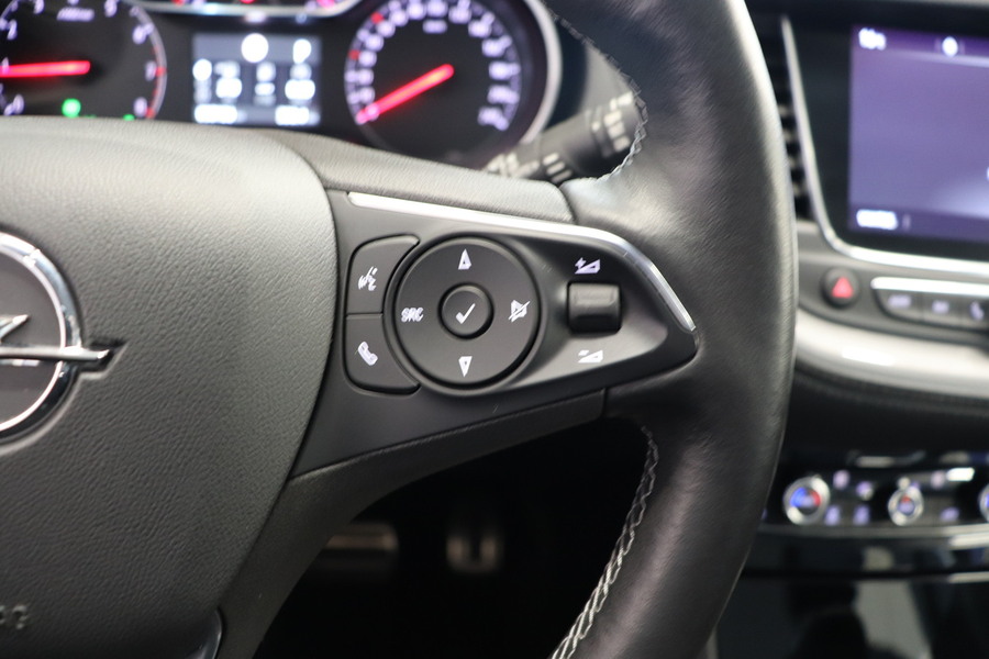 Opel Grandland X vaihtoauto