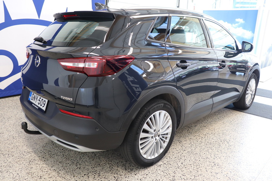 Opel Grandland X vaihtoauto