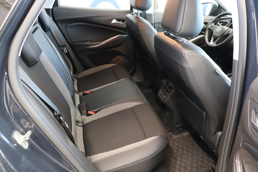 Opel Grandland X vaihtoauto