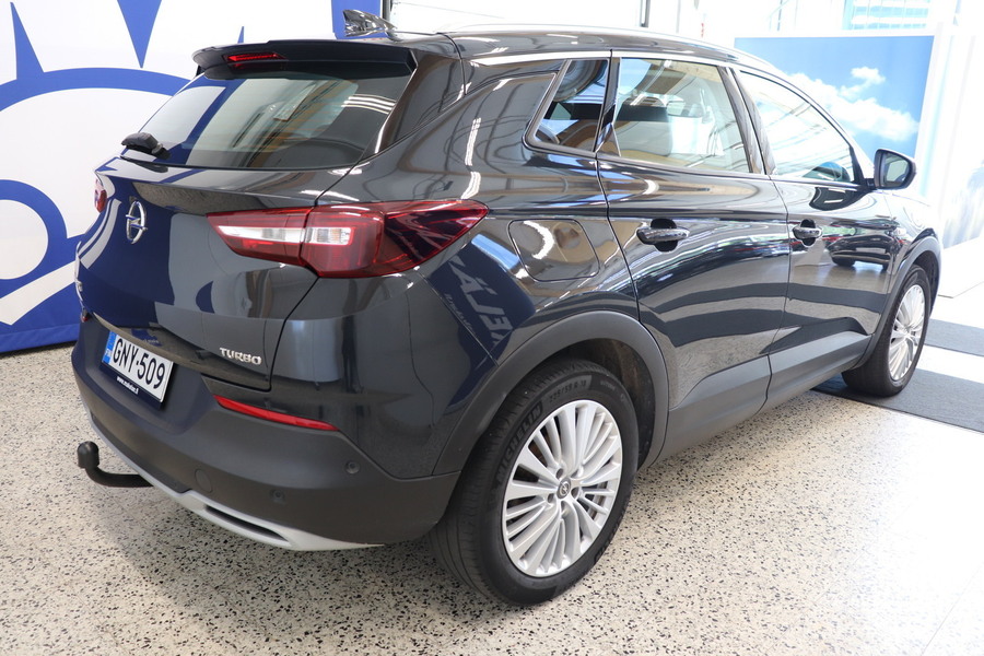 Opel Grandland X vaihtoauto
