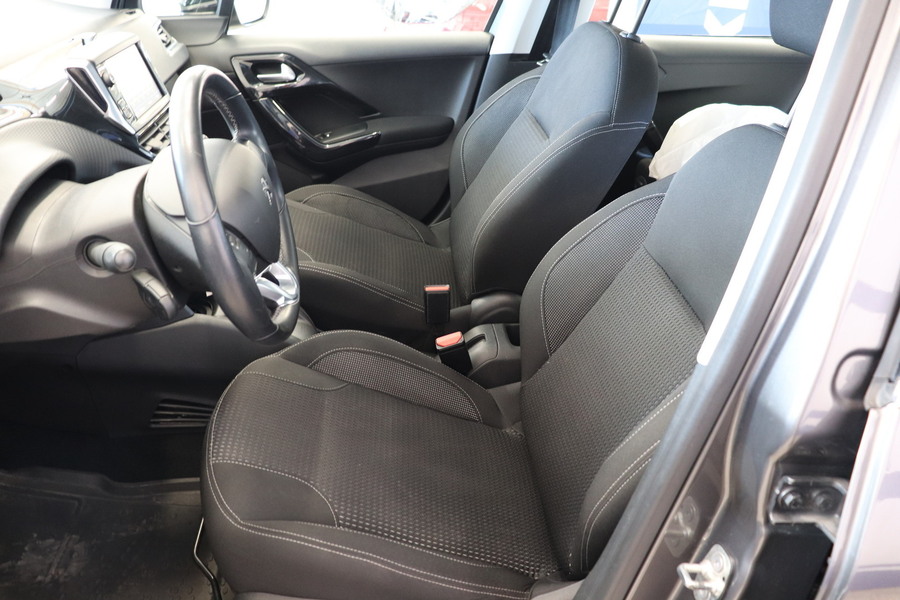 Peugeot 208 vaihtoauto