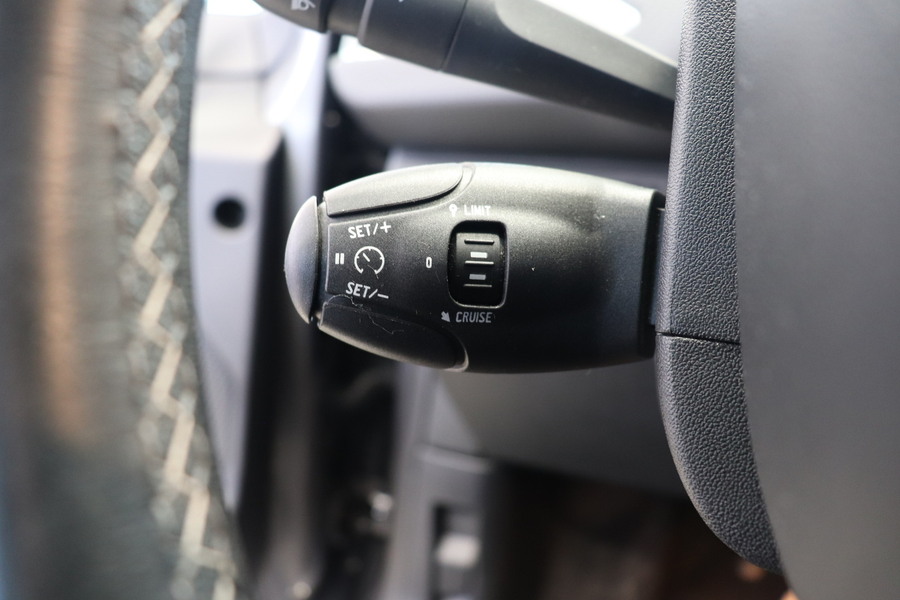 Peugeot 208 vaihtoauto