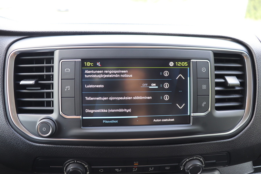 Peugeot e-Expert vaihtoauto