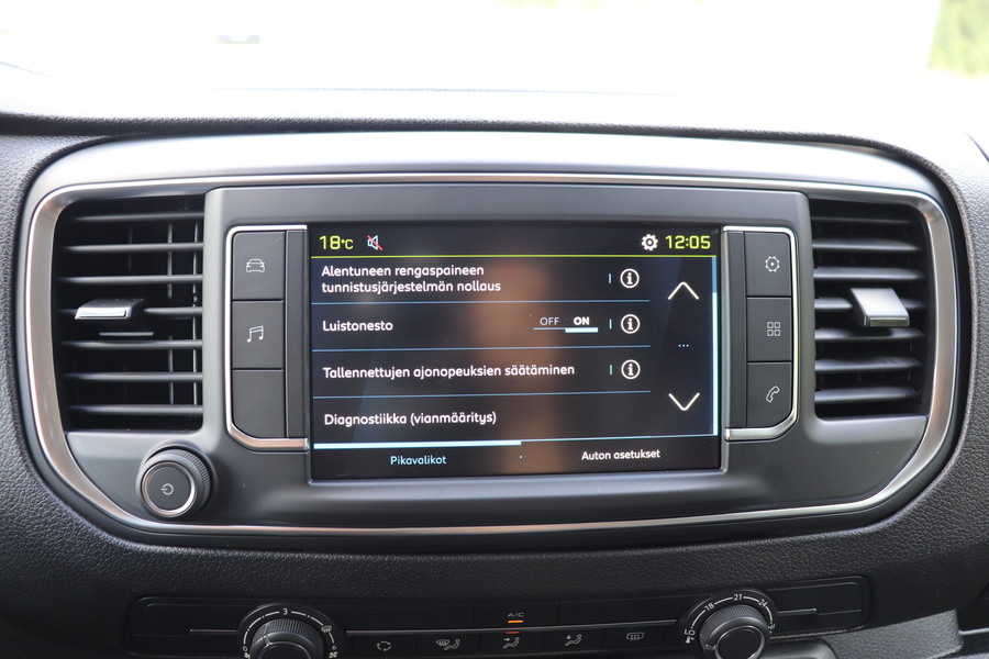 Peugeot e-Expert vaihtoauto