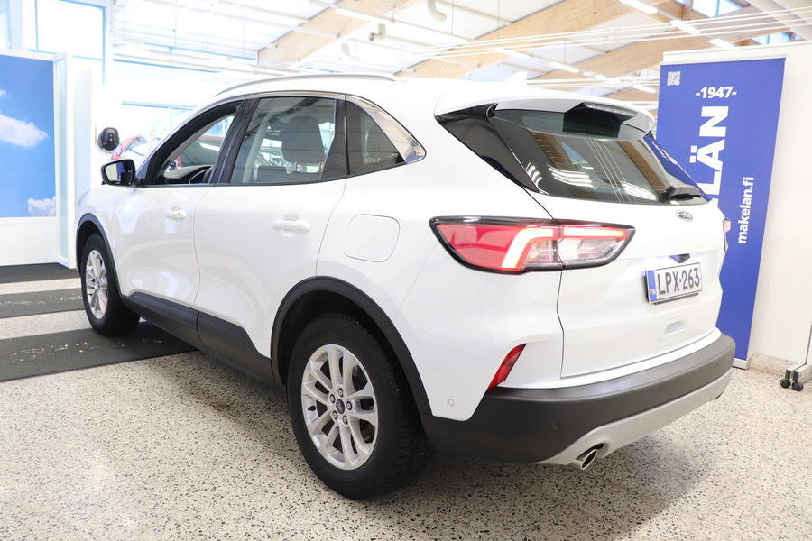 Ford Kuga vaihtoauto