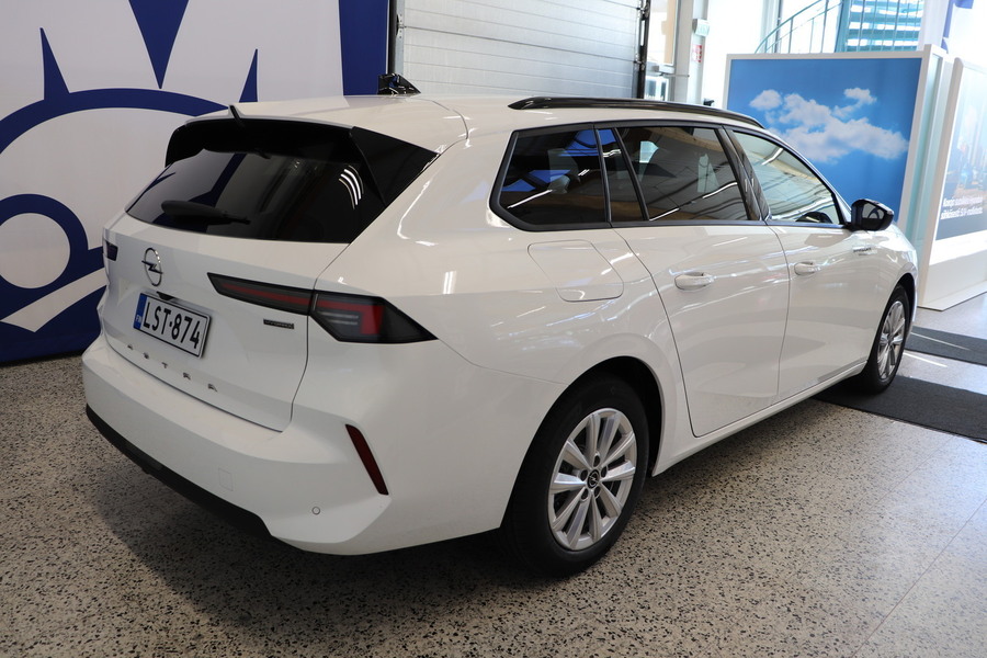 Opel Astra vaihtoauto