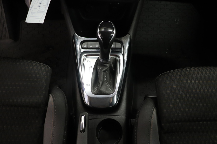 Opel Crossland X vaihtoauto