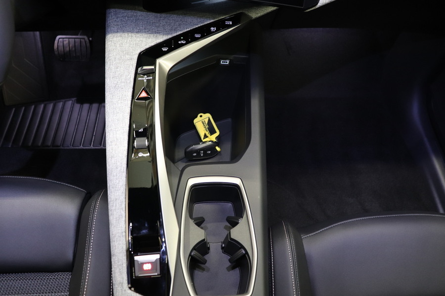 Peugeot 5008 vaihtoauto