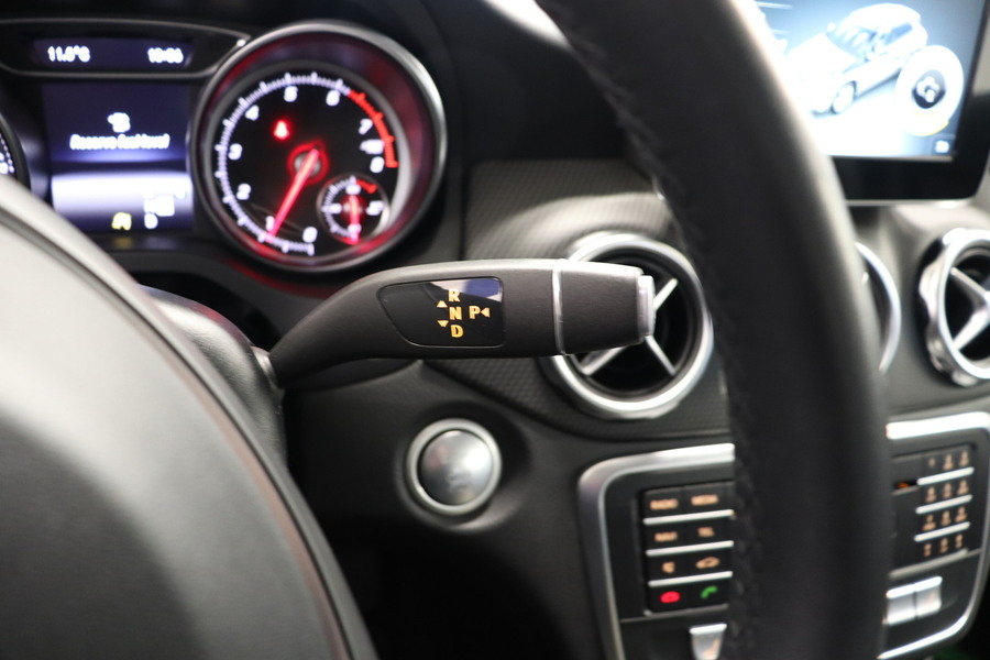 Mercedes-Benz GLA vaihtoauto