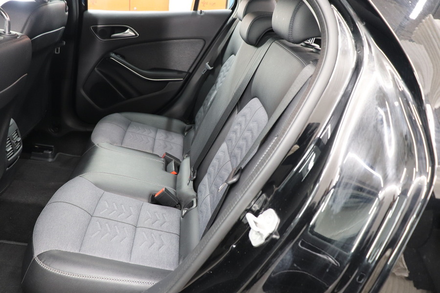 Mercedes-Benz GLA vaihtoauto