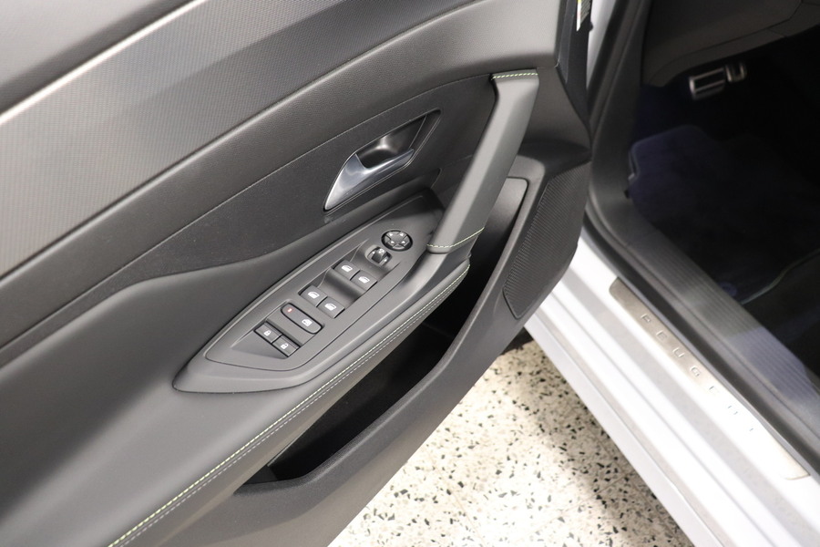 Peugeot E-308 vaihtoauto