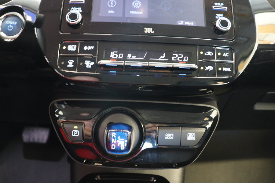 Toyota Prius vaihtoauto