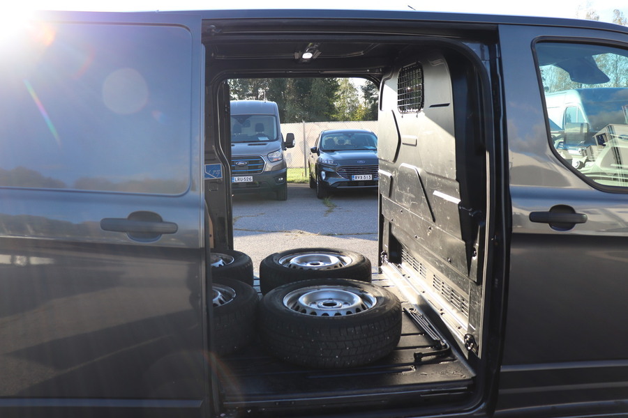 Ford Transit Custom vaihtoauto