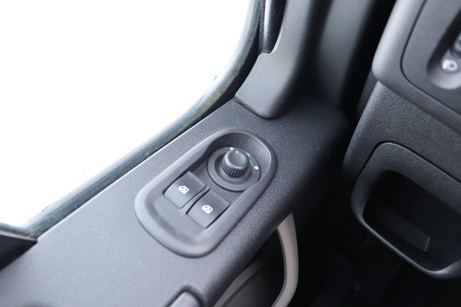 Opel Movano vaihtoauto