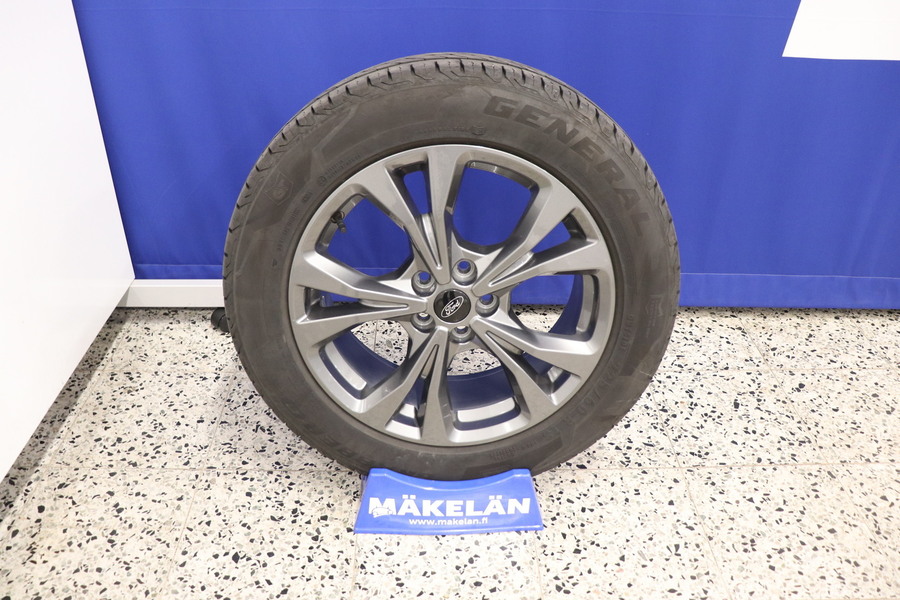 Ford Kuga vaihtoauto