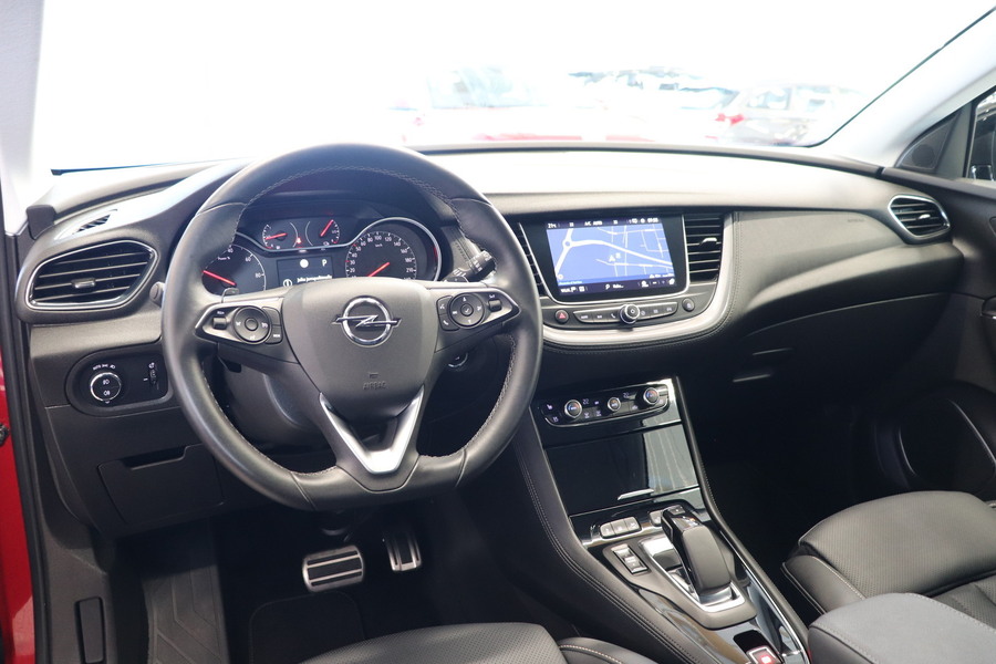 Opel Grandland X vaihtoauto