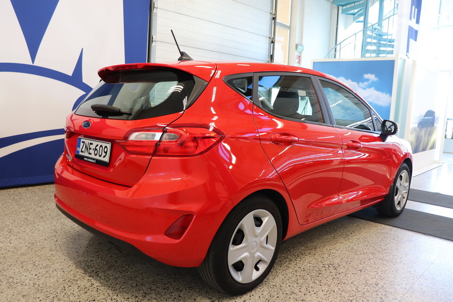 Ford Fiesta vaihtoauto