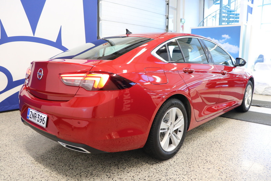 Opel Insignia vaihtoauto