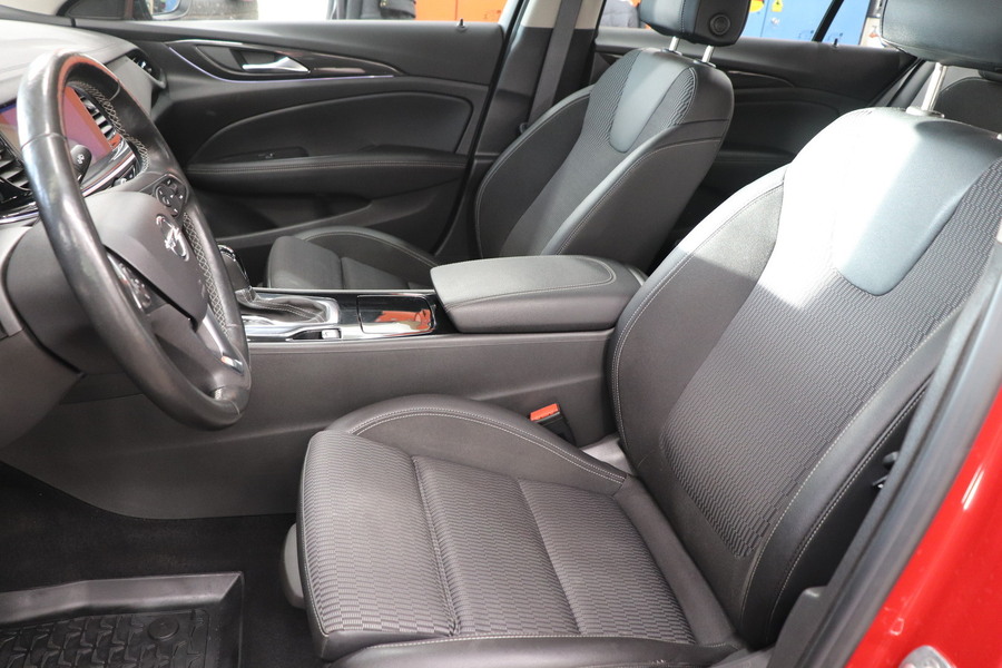 Opel Insignia vaihtoauto