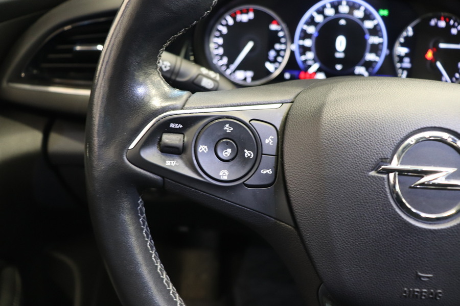 Opel Insignia vaihtoauto