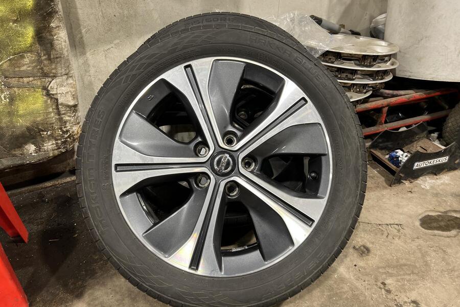 Nissan Leaf vaihtoauto