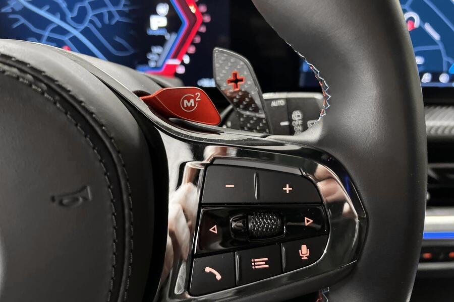 BMW XM vaihtoauto