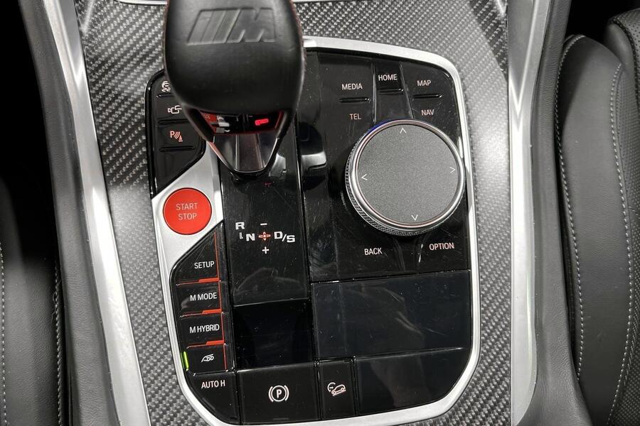 BMW XM vaihtoauto