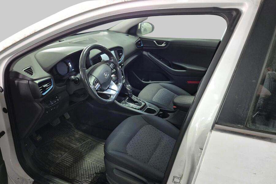 Hyundai IONIQ plug-in vaihtoauto