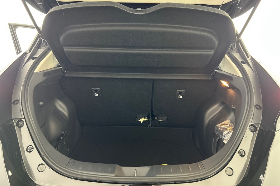 Nissan Leaf vaihtoauto